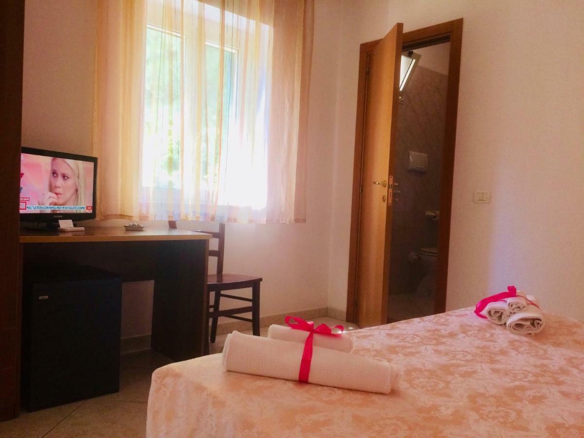Azienda Agricola B&B Macchiaria Vieste Exterior photo